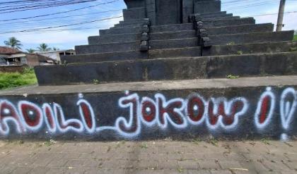 Marak Aksi Vandalisme Adili Jokowi di Kepanjen Malang, Polisi Turun Tangan