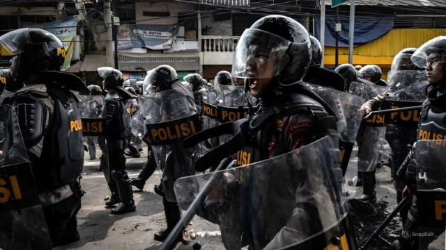 Miris! Tanpa Surat Tugas, LBH Ungkap Aksi Brutal Polisi Tangkap Warga dan Santri Ponpes di Banten