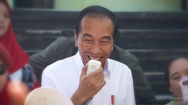 Tanggapi Soal Dirinya Masuk Tokoh Terkorup Dunia Versi OCCRP, Jokowi: Masih Ada Yang Belum Move On!