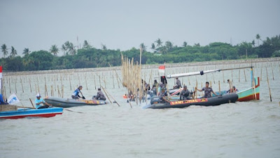 Operasi Pembongkaran Pagar Laut 30 Kilometer di Tangerang Sebentar Lagi Rampung, TNI AL Sebut Sisa 1 Kilometer dan Bakal Dituntaskan Hari Ini