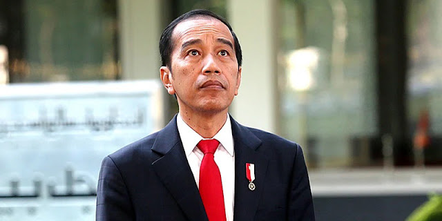 Jokowi Penyebab Ekonomi Jatuh, Tak Pantas Dipuji