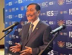 Luhut Ungkap Rencana Kembangkan AI Lokal, Siap Tandingi ChatGPT dan DeepSeek?