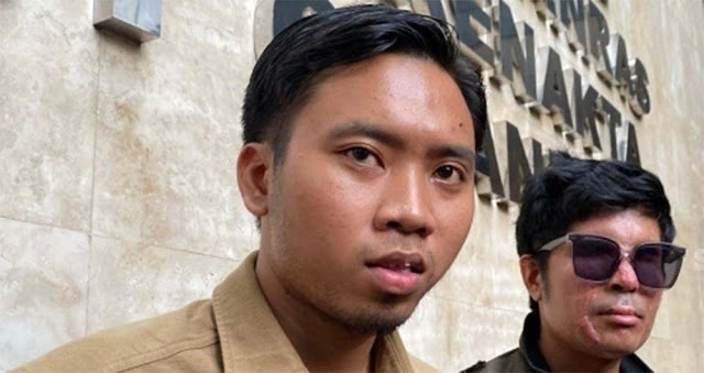 Kelabakan Ditinggal Farhat Abbas, Gaya Bicara Pengacara Agus Salim Tuai Sorotan