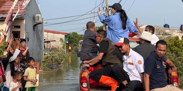 Politikus PDIP: Atasi Banjir Nggak Bisa Pake Sembako!