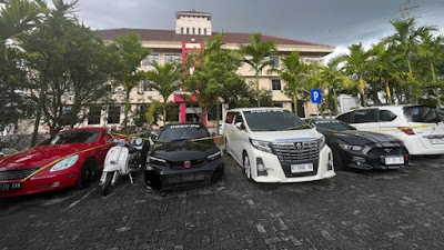 Mobil Mewah Ford Mustang hingga Alphard Milik Direktur Persiba Balikpapan Catur Adi Disita Polisi