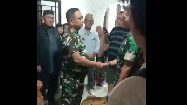 Penampilan Oknum TNI Penembak Polisi Saat Ditangkap, Sengaja Pakai Kaos Loreng Malvinas