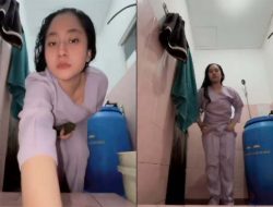 Heboh! Beredar Video 40 detik Bidan Rita Beraksi di Kamar Mandi