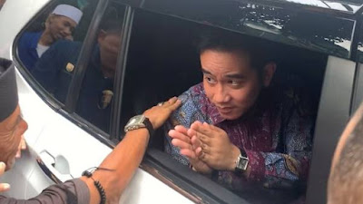 Fufufafa juga Pintu Masuk Lengserkan Wapres Gibran