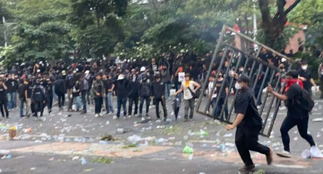 Aksi May Day di Semarang Ricuh, Kelompok Anarko Diduga Jadi Provokator