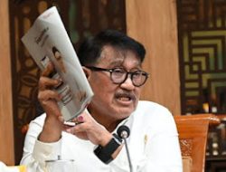 Anak Nakal Mending Masuk Pesantren Ketimbang Barak Militer