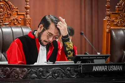 Eks Ketua MK Anwar Usman Disebut Dapat Tekanan, Tak Ada yang Bela Termasuk Jokowi