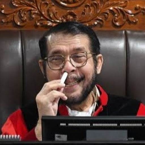 Mustahil Anwar Usman Bongkar Rahasia Gibran