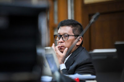 Beri Efek Jera, Sekjen PDIP Hasto Kristiyanto Mesti Dituntut Maksimal