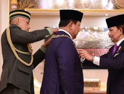 Prabowo Terima Bintang Kebesaran Tertinggi dari Sultan Brunei