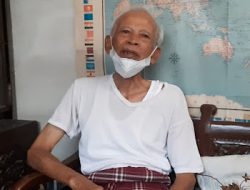 Kasmudjo Tegaskan Belum Pernah Lihat Ijazah Jokowi: Saya Bukan Pembimbing Skripsinya