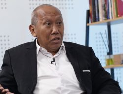 Ikrar Nusa Bhakti Ungkap Tiba-Tiba Pihak Jokowi Minta Kasus Ijazah Palsu Dihentikan, Ada Apa?