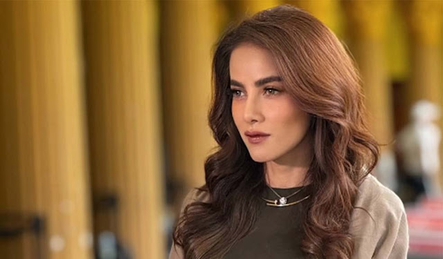 Olla Ramlan Resmi Lepas Hijab