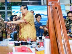 SBY Hasilkan 350 Karya Lukisan Selama Empat Tahun