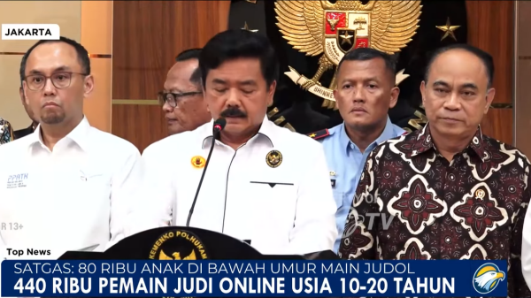 Fee 50% Judi Online Timpa Budi Arie: Satgas Judol Bentukan Jokowi Harus Diperiksa!