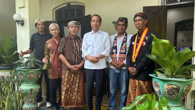 Bertemu Jokowi di Solo, Heru Subagia Ungkap Fakta Mengejutkan Soal Ijazah!