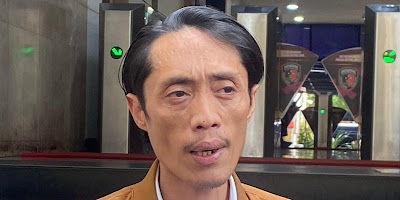 Kader PSI Klaim Ijazah Jokowi Asli Foto Kiriman Teman, Kaesang Disebut
