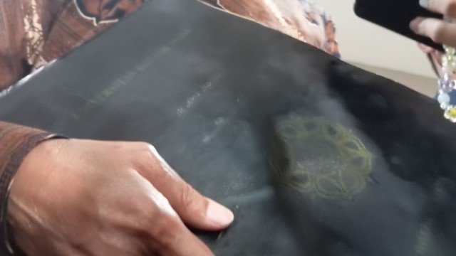Penampakan Ijazah Jokowi Yang Jadi Polemik, Logo UGM di Map-nya Memudar, Fix Asli?