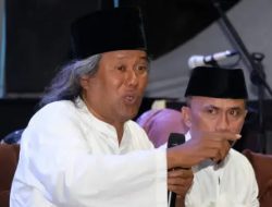 Gus Muwafiq Kritik Penggugat Ijazah UGM Jokowi: Kalian Berani Menggugat Ijazah Prabowo?