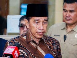 Kasihan Jokowi Dikejar Pesanan 6.000 Unit Mobil Esemka