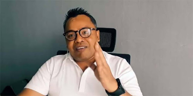 Islah Bahrawi Ungkap Nama Pak Menteri Sering Disebut di Dakwaan Judol, Uang Disamarkan Bingkisan Kopi