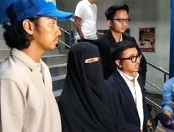 Umi Pipik dan Abidzar Al Ghifari Laporkan Dua Akun Media Sosial ke Polda Metro Jaya atas Dugaan Penghinaan