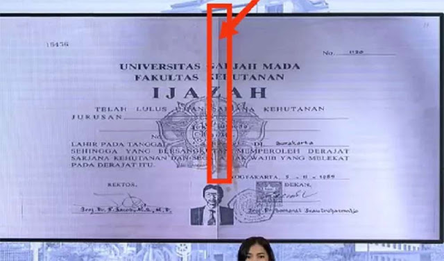 Cuma Bisa Tampilkan Fotocopy Ijazah Jokowi di Layar Lebar, Netizen Fokus Lekukan di Tengah Ijazah Asli Jokowi. Kok Ada Lipatannya, Ijazah Apa Duit?
