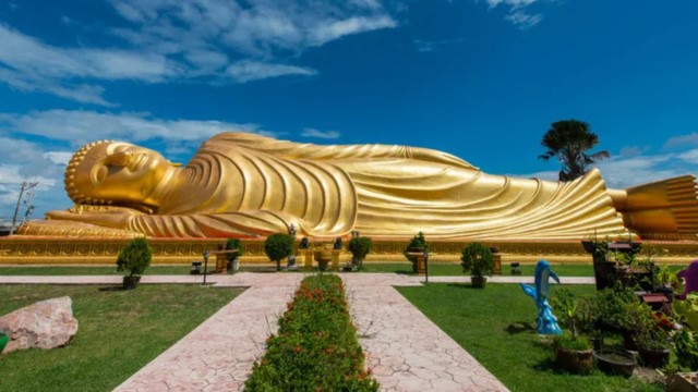 HEBOH Arkeolog Temukan Harta Karun Emas di Bawah Patung Buddha Berbaring Thailand