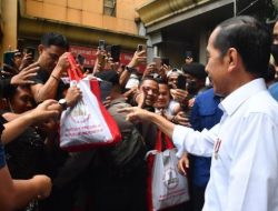 KPK Sita Dokumen dari Pegawai Bulog dan Kemensos terkait Korupsi Rp900 Miliar Bansos Presiden