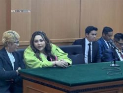 Kecewa Ridwan Kamil Tidak Hadir Lagi di Persidangan, Lisa Mariana: Padahal Cuma Mau Cium Tangan Aja