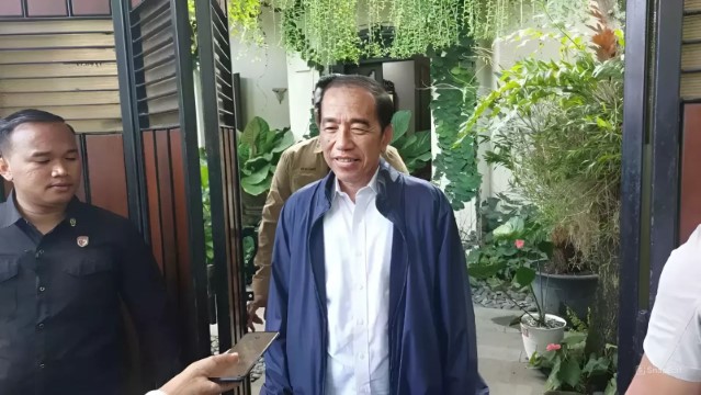 ASTAGA! Wajah Jokowi Terlihat Kusam dan Penuh Flek, Tanda Stres Berat?