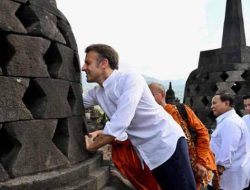 Emmanuel Macron dan Istri Langgar Larangan Mitos Kunto Bimo Candi Borobudur