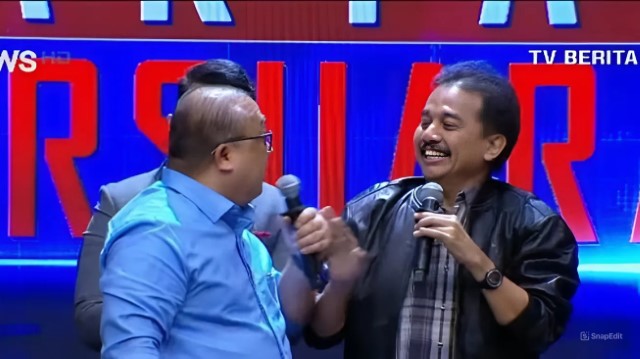 Debat Panas Soal Ijazah, Roy Suryo Ledek Relawan Jokowi Nyontek: Baca Undang-Undang Aja Gak Bisa!