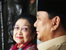PDIP Punya Tugas Besar Menjaga Prabowo dari Jokowi