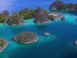 4 Perusahaan Tambang di Raja Ampat Dicabut Izinnya, DPR: Pemerintah Jangan Jadi Makelar Tambang