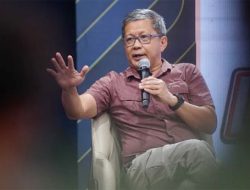 Sindir PSI, Rocky Gerung: Perkumpulan Anak Muda, Calon Ketuanya Orang Tua