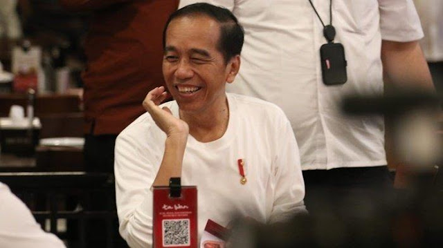 Soal Ijazah Jokowi dan Potensi Chaos, Refly Harun Sepakat dengan Rocky Gerung: Pertandingan Trust