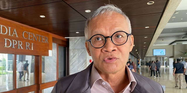 Mendagri Tito Siap-siap Dicecar DPR Pekan Depan