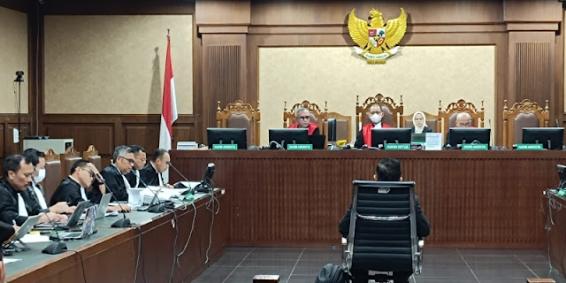Hasto Bantah Talangi Duit Suap PAW Harun Masiku