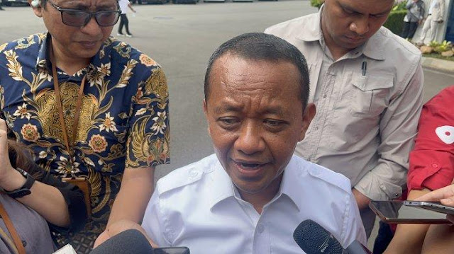 Prabowo Roasting Bahlil Lahadalia: Singgung Nasib Baik, Pernah Kaget Kampusnya Tak Ada di Google