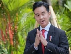 Foto Wapres Gibran di Kampus dan Sekolah Dianggap Mengganggu, Segera Dimakzulkan?