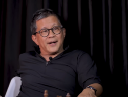Rocky Gerung: Segala Macam Tipu, Kemaksiatan Terbesar Jokowi adalah Merusak Demokrasi