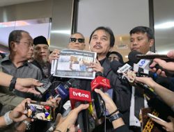Roy Suryo di Bareskrim: Ijazah Jokowi Hasil Rekayasa!