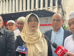 Kubu Jokowi Ingin Kasus Ijazah Palsu Naik Penyidikan, Dokter Tifa: Ingin Buru-buru Memenjarakan Kami