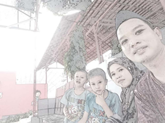 Pendidikan Menjadi Manusia Seutuhnya