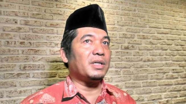 Pengamat: Jokowi dan Keluarga Panik Ditinggalkan Kawan dan Kena Kasus Bertubi-tubi